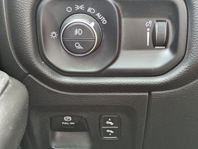 2025 RAM 1500 Big Horn Crew Cab 4x4 5'7' Box