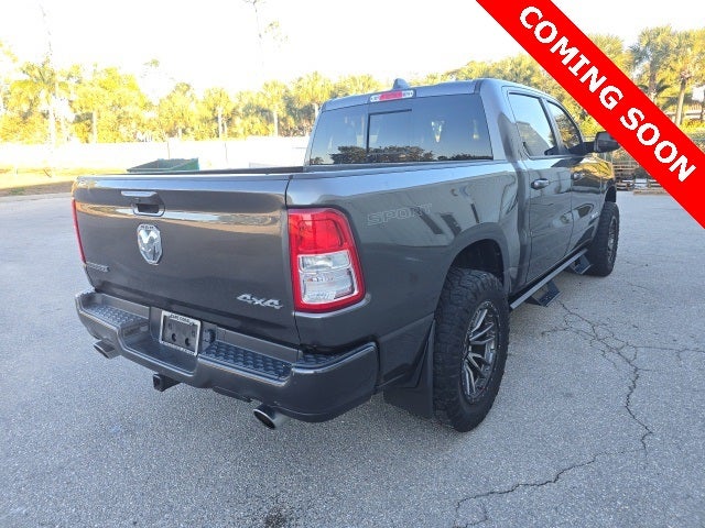2022 RAM 1500 Big Horn Crew Cab 4x4 5'7' Box