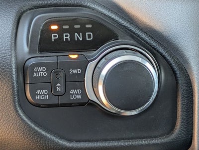 2019 RAM 1500 Big Horn/Lone Star Crew Cab 4x4 5'7' Box