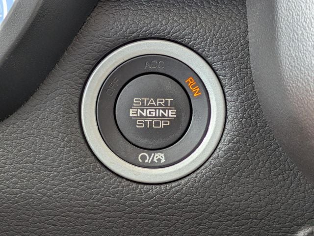 2019 RAM 1500 Big Horn/Lone Star Crew Cab 4x4 5'7' Box