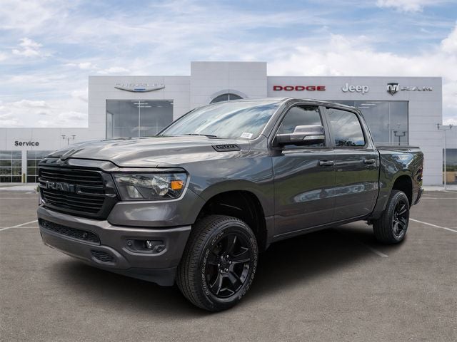2020 RAM 1500 Big Horn Crew Cab 4x4 5'7' Box