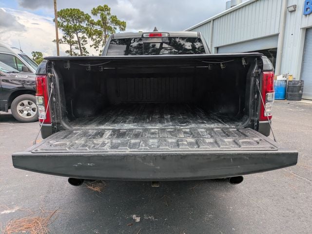 2020 RAM 1500 Big Horn Crew Cab 4x4 5'7' Box