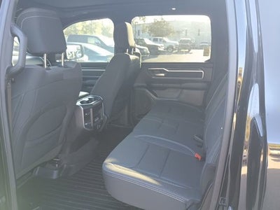 2021 RAM 1500 Big Horn Crew Cab 4x4 5'7' Box