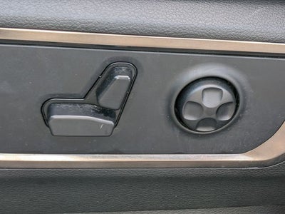 2019 RAM 1500 Limited Crew Cab 4x4 5'7' Box