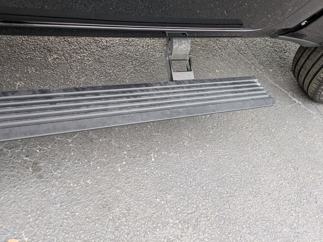 2020 RAM 1500 Limited Crew Cab 4x4 5'7' Box