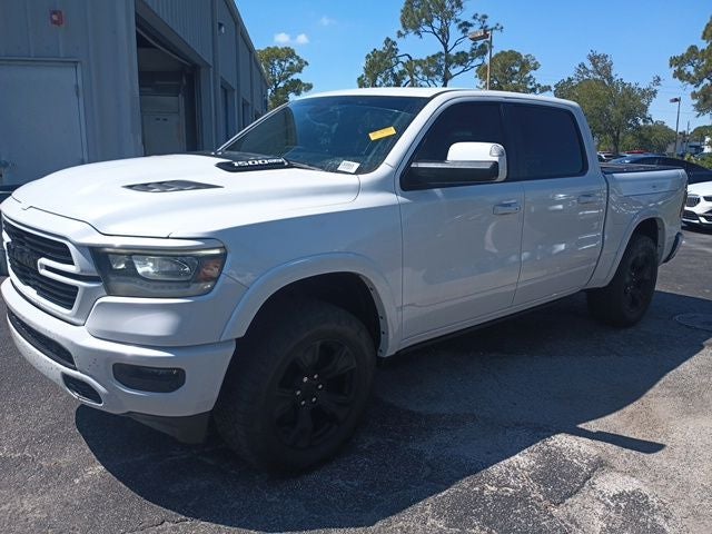 2020 RAM 1500 Laramie Crew Cab 4x4 5'7' Box