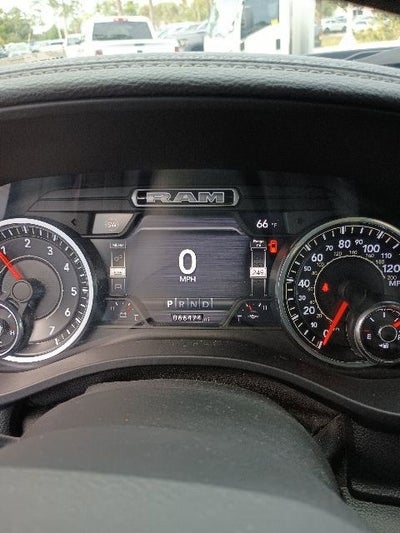 2021 RAM 1500 Laramie Crew Cab 4x4 5'7' Box