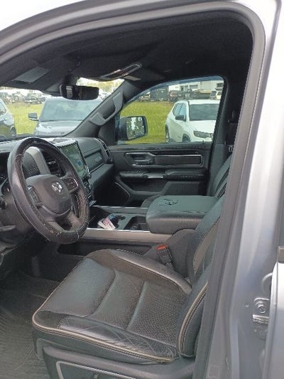 2021 RAM 1500 Laramie Crew Cab 4x4 5'7' Box