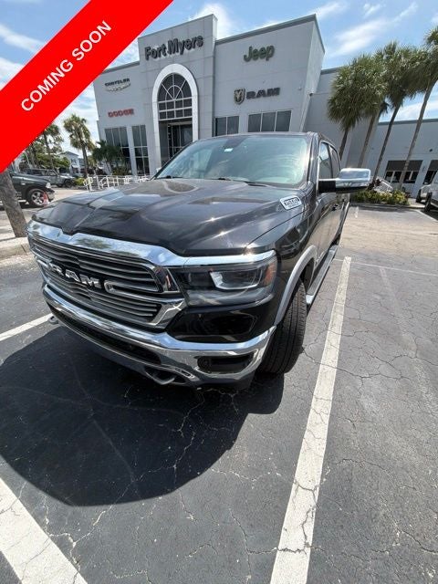 2020 RAM 1500 Laramie Crew Cab 4x4 5'7' Box
