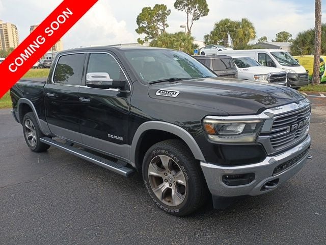 2020 RAM 1500 Laramie Crew Cab 4x4 5'7' Box
