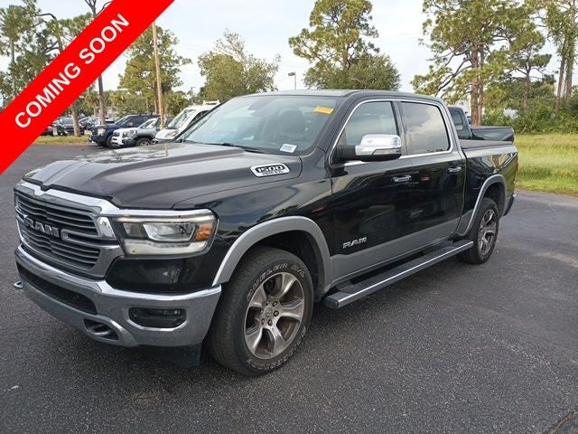 2020 RAM 1500 Laramie Crew Cab 4x4 5'7' Box