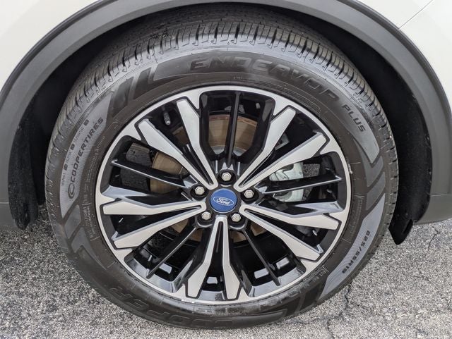 2021 Ford Escape SE Hybrid