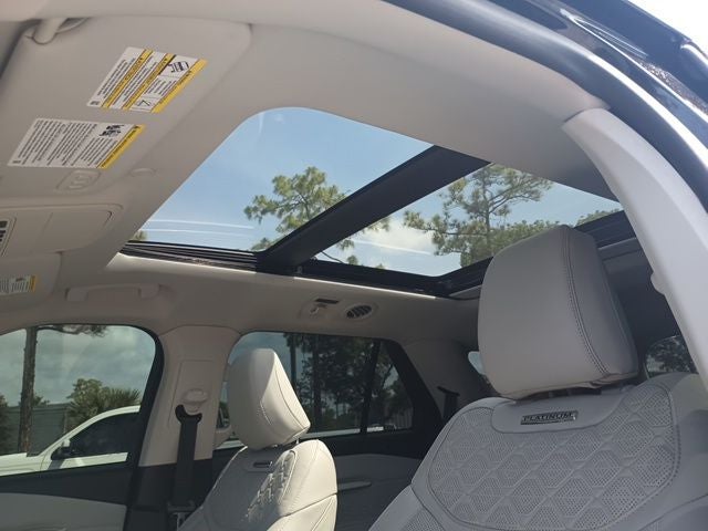 2025 Ford Explorer Platinum