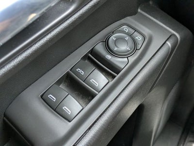2021 Chevrolet Silverado 1500 2WD Crew Cab Short Bed Custom