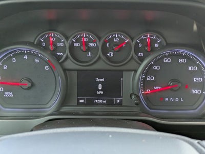2021 Chevrolet Silverado 1500 2WD Crew Cab Short Bed Custom