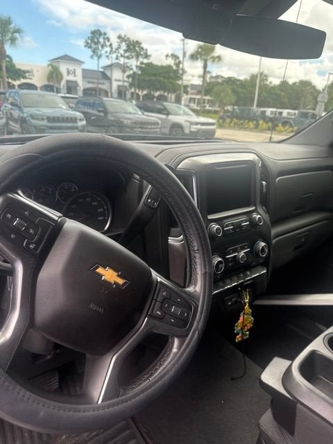 2021 Chevrolet Silverado 1500 2WD Crew Cab Short Bed LT