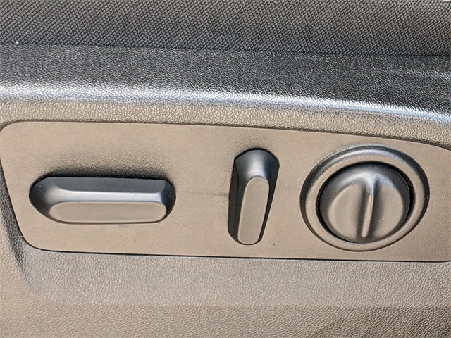 2021 Chevrolet Silverado 1500 2WD Double Cab Standard Bed LT