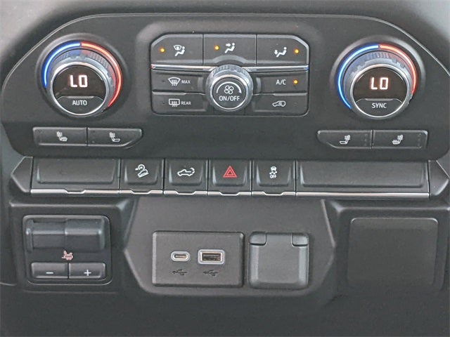 2021 Chevrolet Silverado 1500 4WD Crew Cab Short Bed RST