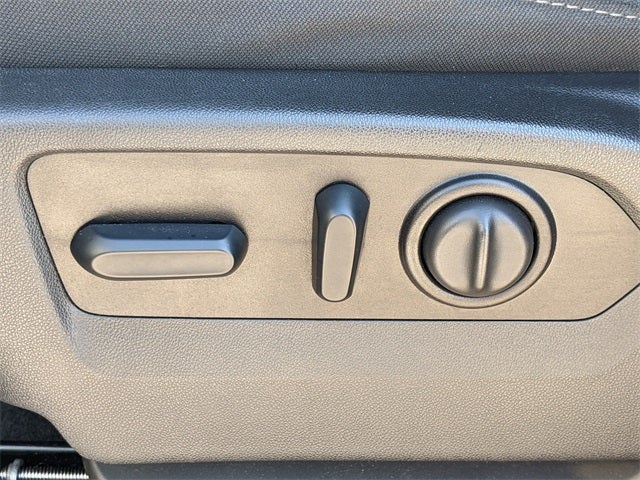 2021 Chevrolet Silverado 1500 4WD Crew Cab Short Bed RST