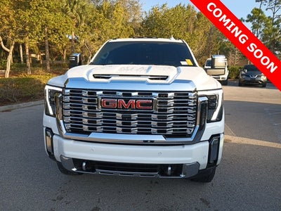 2024 GMC Sierra 2500HD 4WD Crew Cab Long Bed Denali