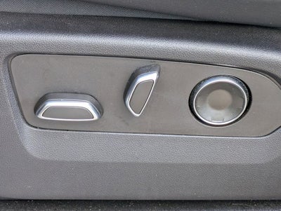 2023 Cadillac Escalade 4WD Premium Luxury