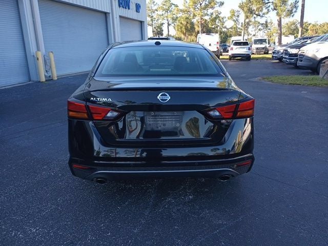 2020 Nissan Altima SR FWD
