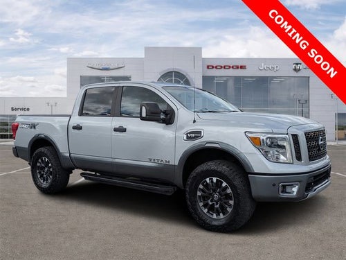 2017 Nissan TITAN PRO-4X