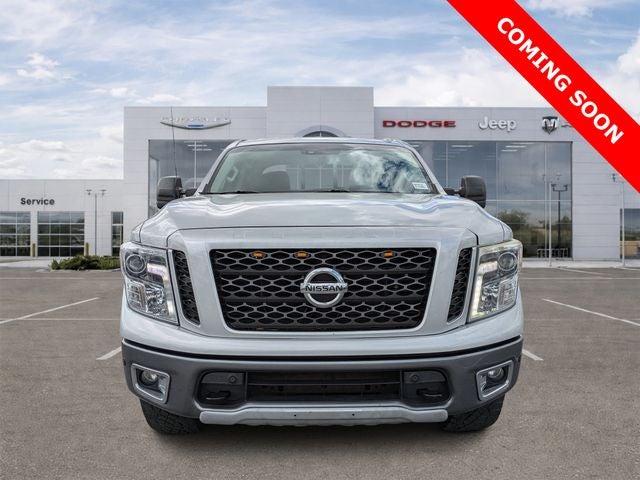 2017 Nissan TITAN PRO-4X
