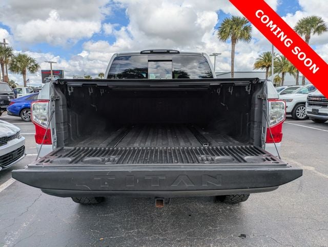 2017 Nissan TITAN PRO-4X