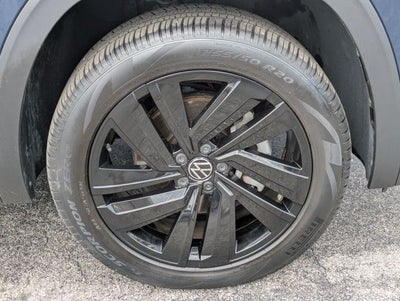 2023 Volkswagen Atlas Cross Sport 2.0T SE w/Technology