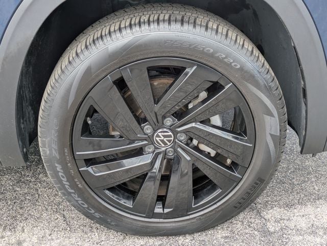 2023 Volkswagen Atlas Cross Sport 2.0T SE w/Technology