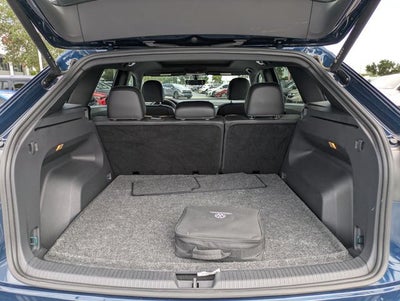2023 Volkswagen Atlas Cross Sport 2.0T SE w/Technology