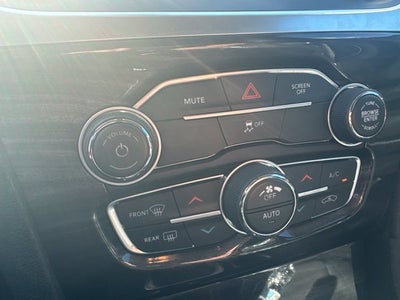 2019 Chrysler 300 Touring