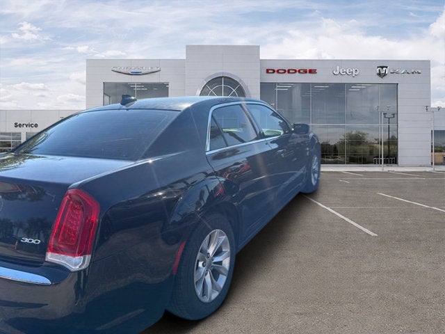 2019 Chrysler 300 Touring