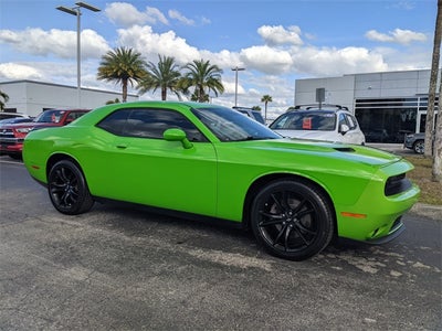 2017 Dodge Challenger SXT Plus