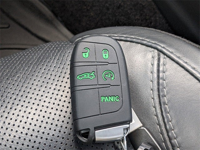 2017 Dodge Challenger SXT Plus