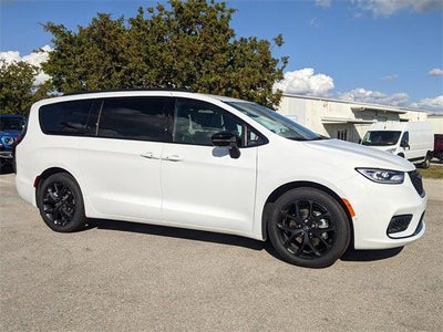 2026 Chrysler Pacifica PACIFICA SELECT