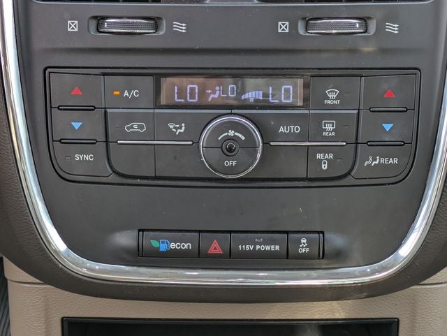 2014 Chrysler Town & Country Touring
