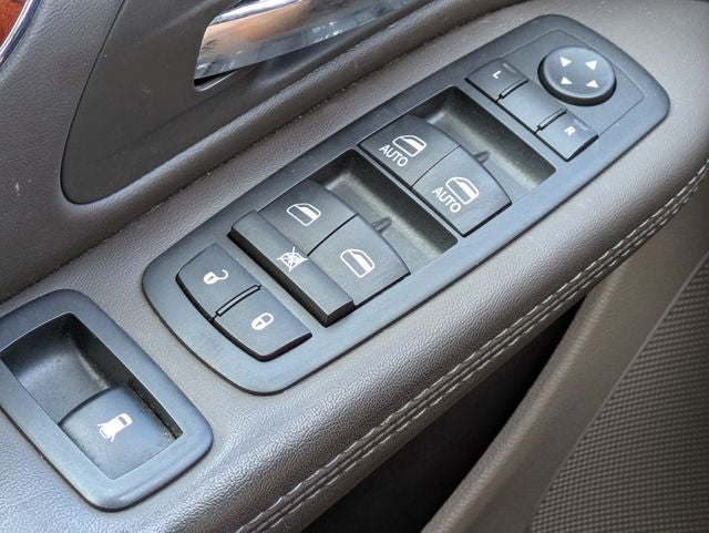 2014 Chrysler Town & Country Touring