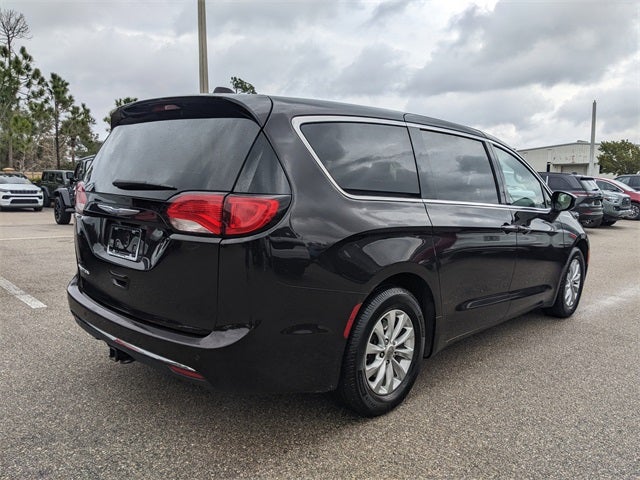 2018 Chrysler Pacifica Touring Plus