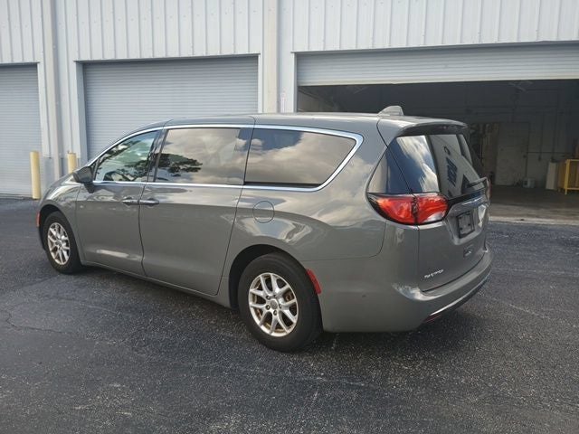 2020 Chrysler Pacifica Touring