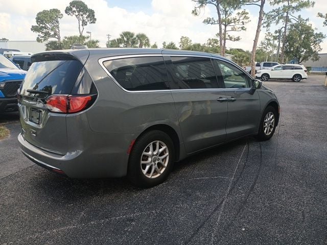 2020 Chrysler Pacifica Touring