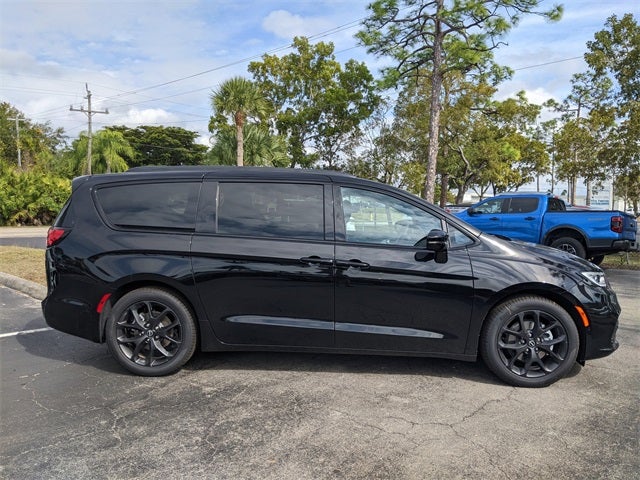 2026 Chrysler Pacifica PACIFICA LIMITED
