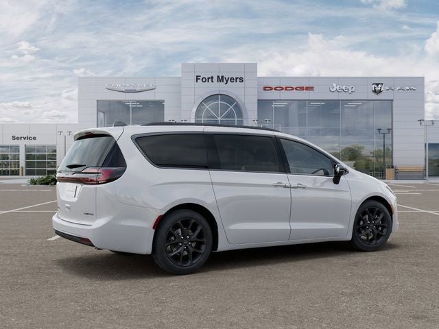 2027 Chrysler Pacifica PACIFICA LIMITED