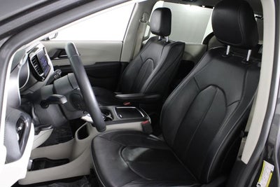 2018 Chrysler Pacifica Hybrid Limited