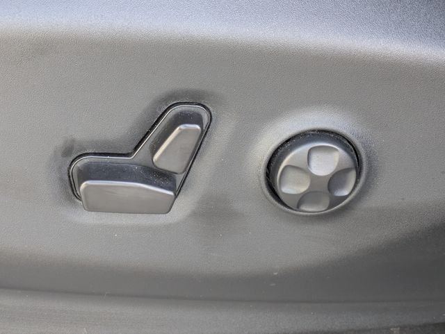 2023 Chrysler Pacifica Limited AWD