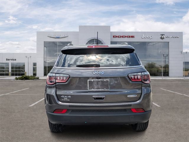 2022 Jeep Compass Latitude Lux 4x4