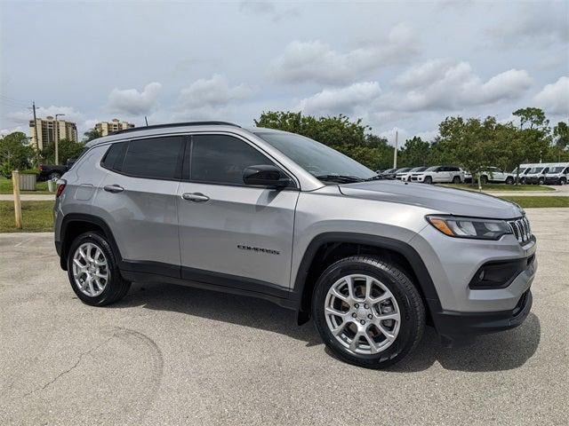 2023 Jeep Compass Latitude Lux FWD