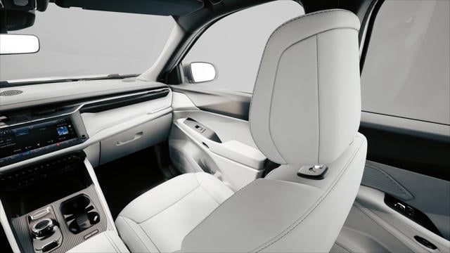2027 Jeep Cherokee CHEROKEE LAREDO 4X4