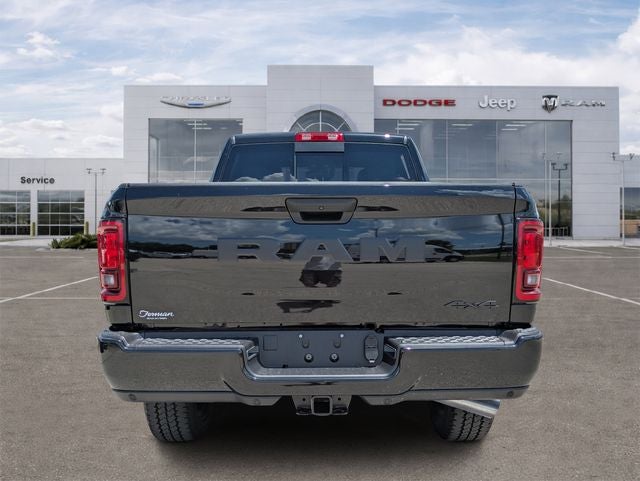 2026 RAM 2500 Black Express Crew Cab 4x4 6'4' Box
